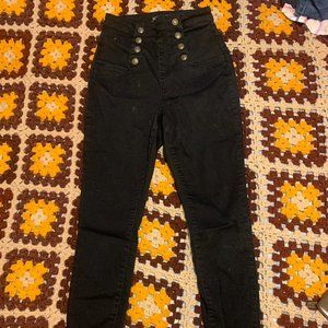 Black skinny jeans